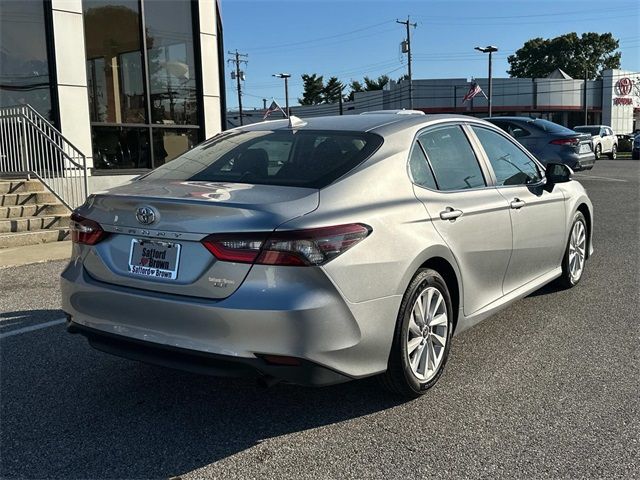 2022 Toyota Camry LE