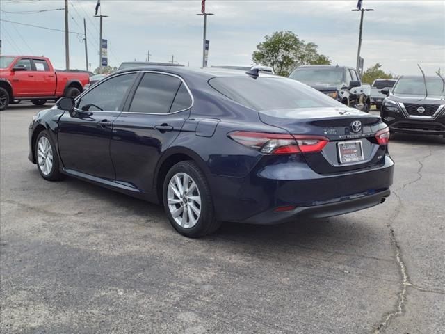 2022 Toyota Camry LE