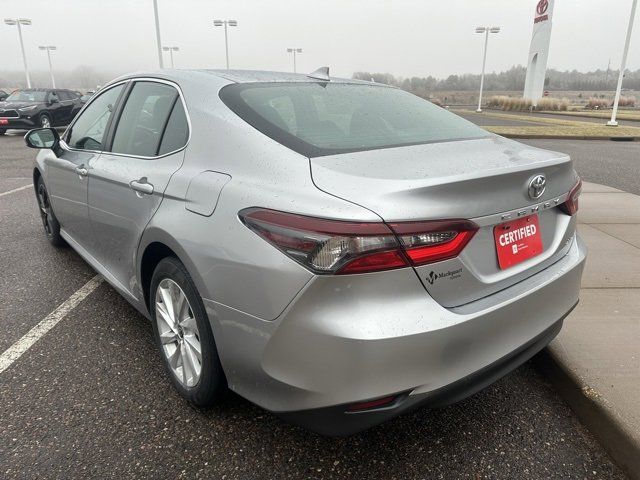 2022 Toyota Camry LE