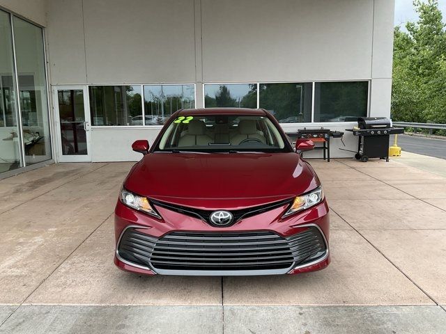 2022 Toyota Camry LE
