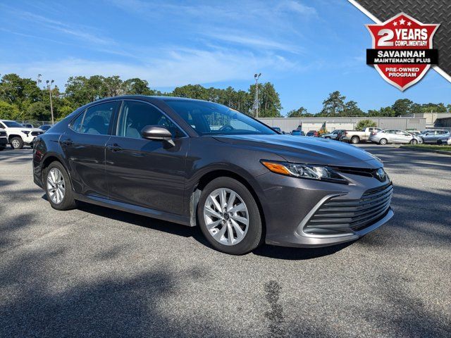 2022 Toyota Camry LE