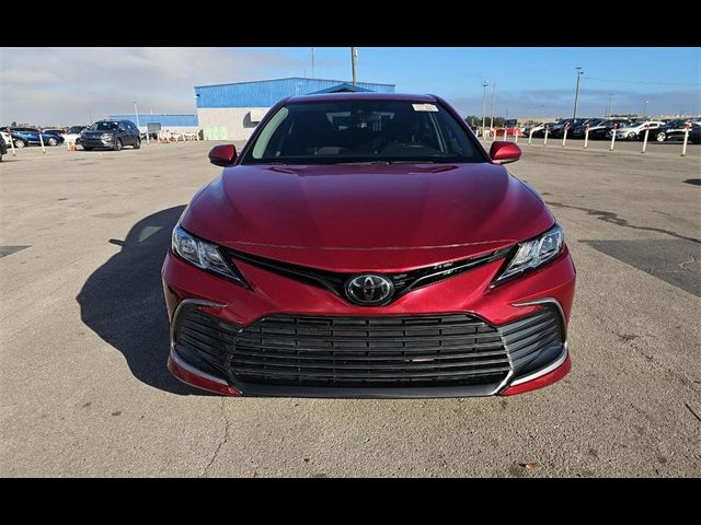 2022 Toyota Camry LE