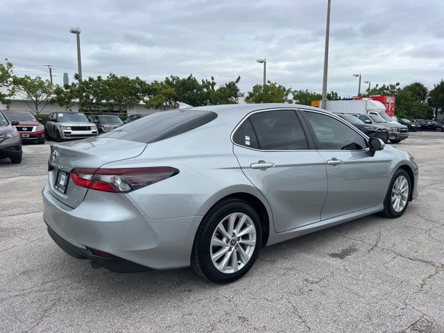 2022 Toyota Camry LE