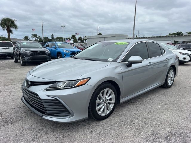 2022 Toyota Camry LE