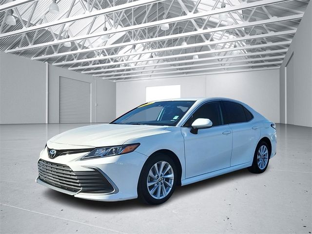 2022 Toyota Camry LE