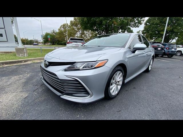 2022 Toyota Camry LE