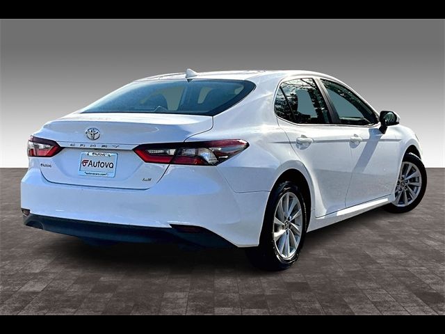 2022 Toyota Camry LE