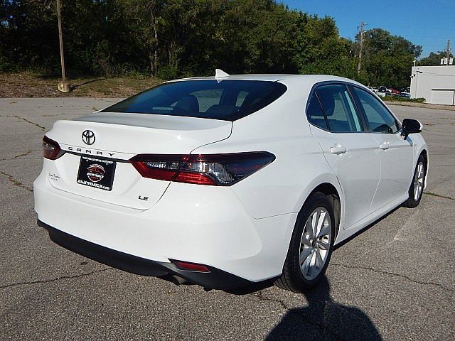 2022 Toyota Camry LE