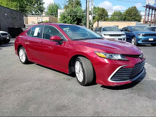 2022 Toyota Camry LE