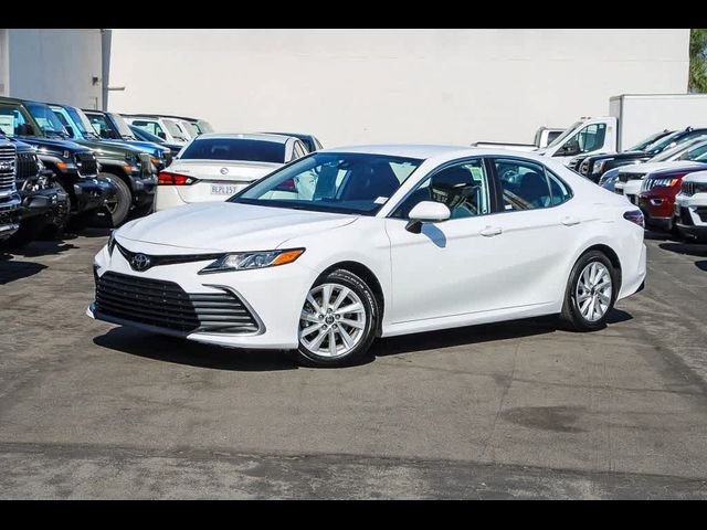 2022 Toyota Camry LE