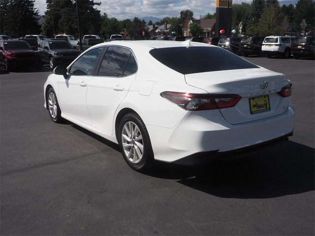 2022 Toyota Camry LE