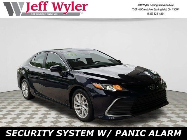 2022 Toyota Camry LE