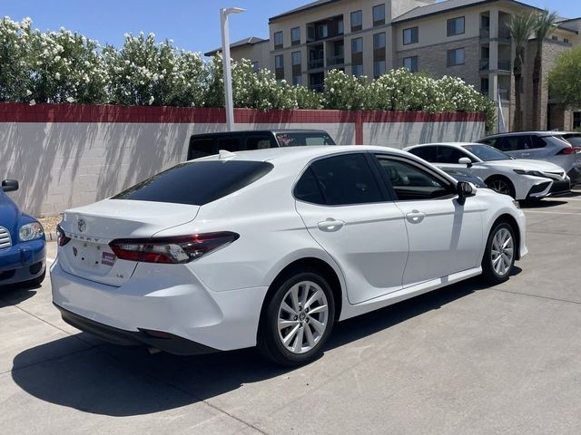 2022 Toyota Camry LE