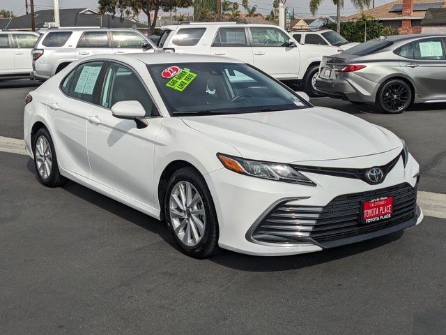 2022 Toyota Camry LE