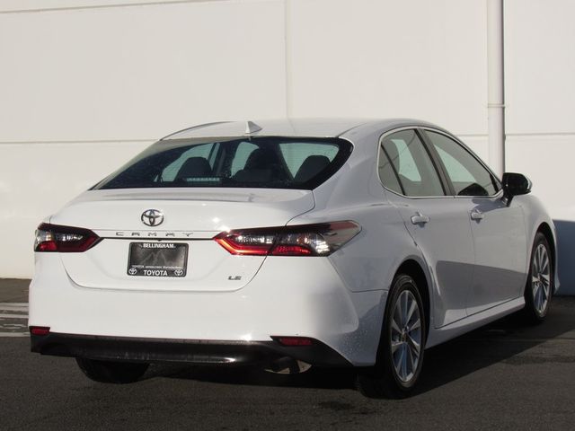 2022 Toyota Camry LE