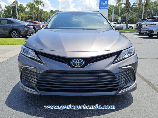 2022 Toyota Camry LE