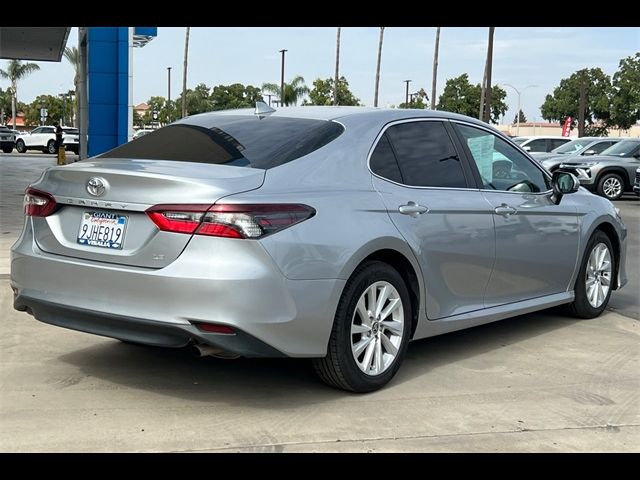 2022 Toyota Camry LE