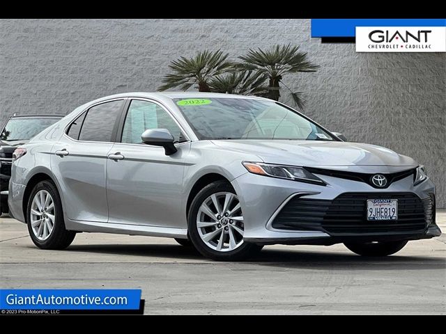 2022 Toyota Camry LE