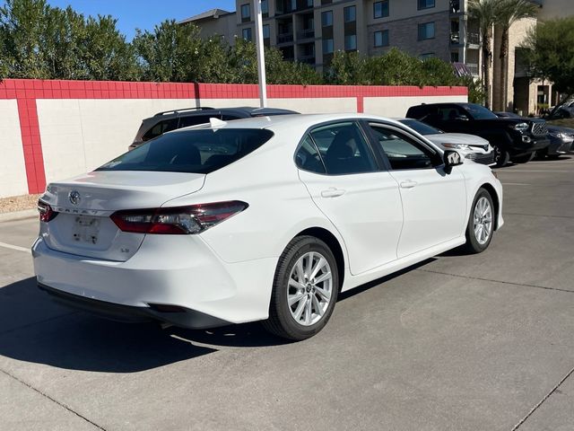 2022 Toyota Camry LE