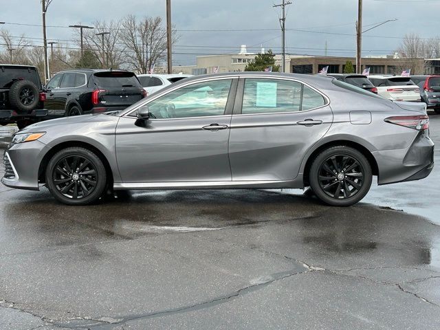 2022 Toyota Camry LE