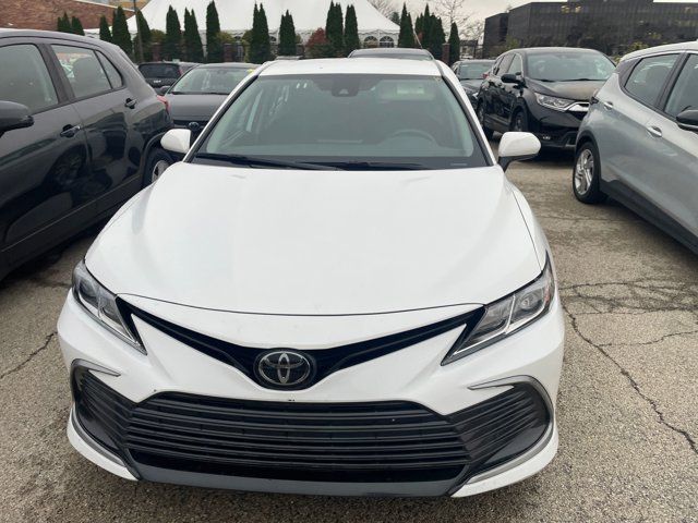 2022 Toyota Camry LE