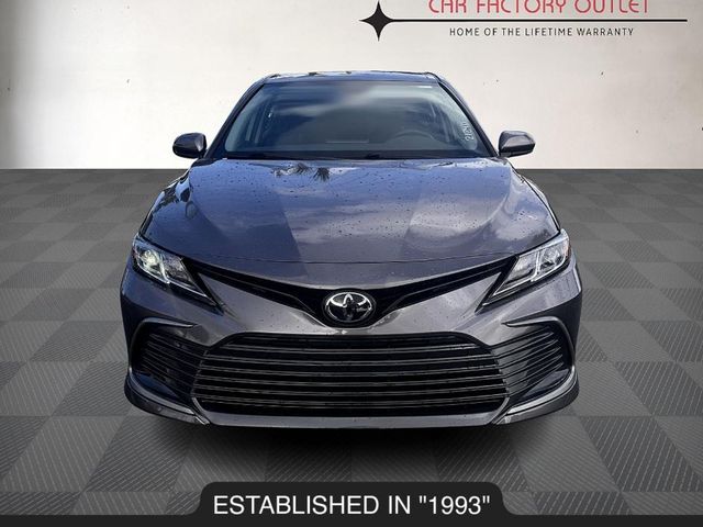 2022 Toyota Camry LE