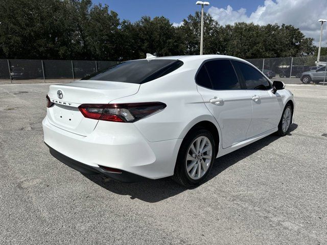 2022 Toyota Camry LE