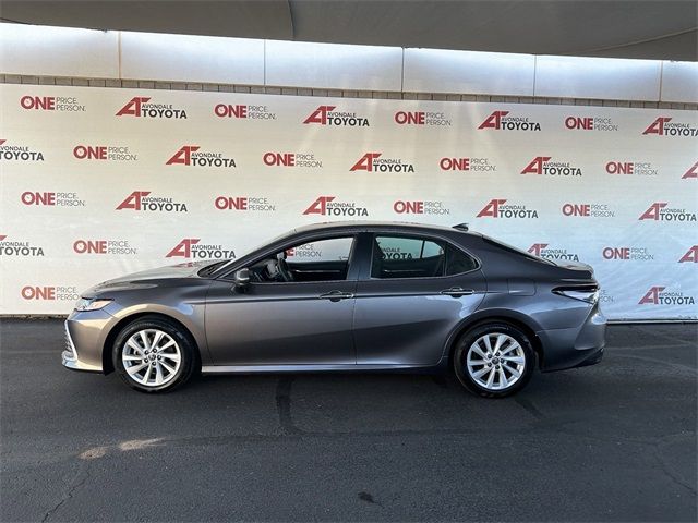 2022 Toyota Camry LE