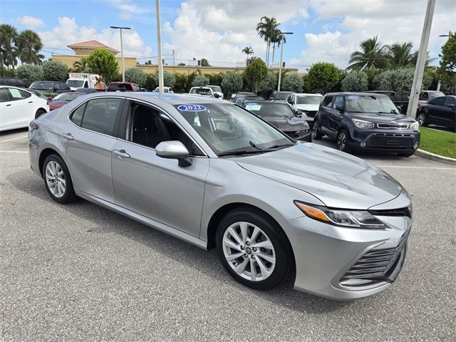 2022 Toyota Camry LE