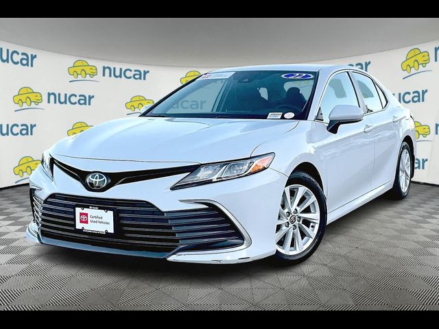 2022 Toyota Camry LE