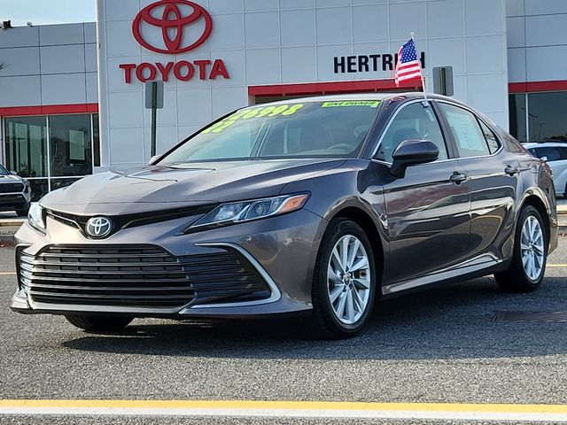 2022 Toyota Camry LE