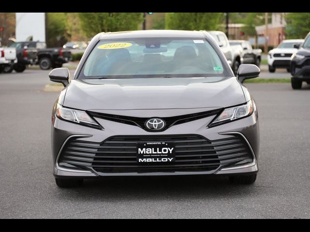 2022 Toyota Camry LE