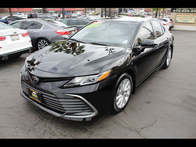 2022 Toyota Camry LE