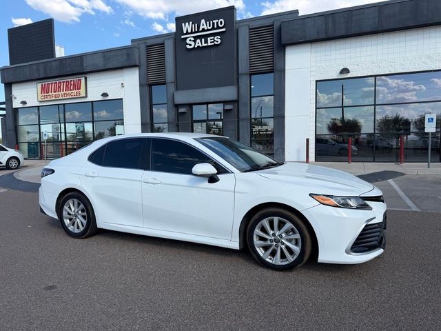 2022 Toyota Camry LE