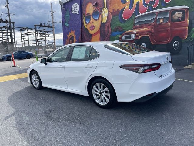 2022 Toyota Camry LE