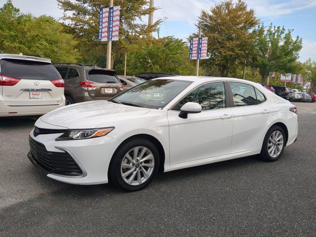 2022 Toyota Camry LE