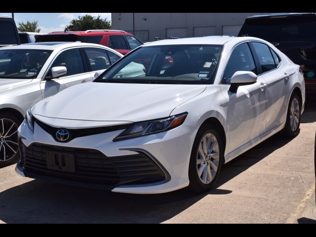 2022 Toyota Camry LE