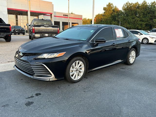 2022 Toyota Camry LE