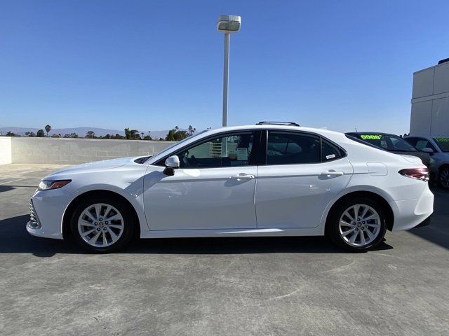 2022 Toyota Camry LE