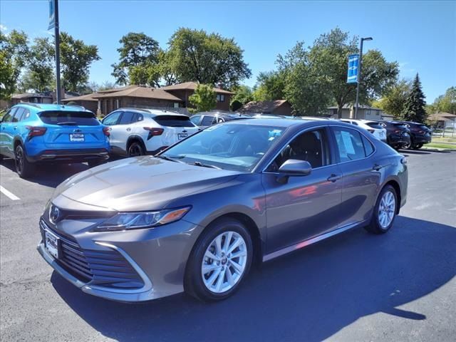 2022 Toyota Camry LE