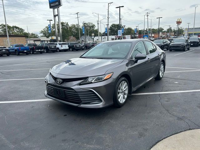 2022 Toyota Camry LE