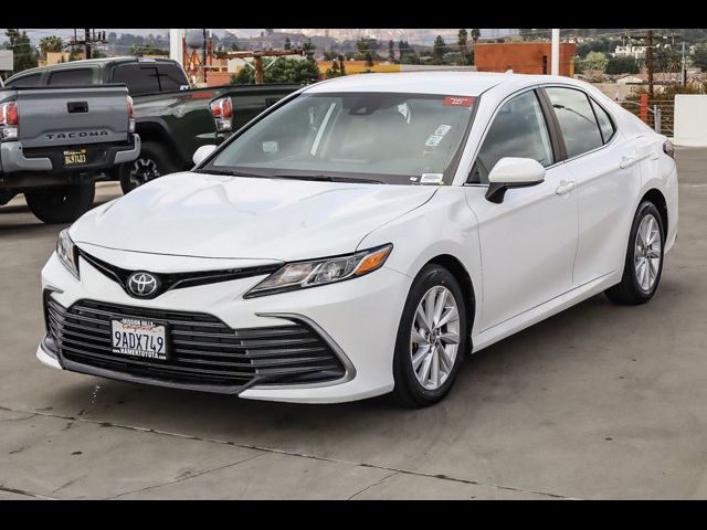 2022 Toyota Camry LE