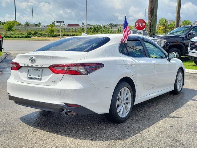 2022 Toyota Camry LE