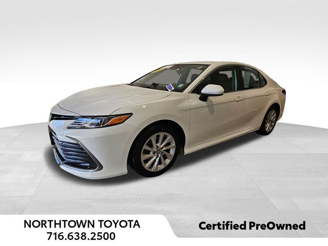 2022 Toyota Camry LE