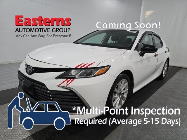 2022 Toyota Camry LE