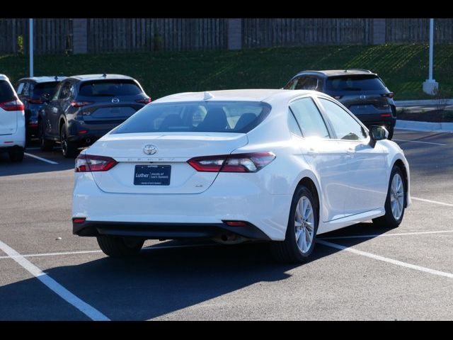 2022 Toyota Camry LE