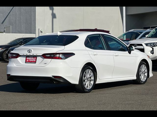 2022 Toyota Camry LE