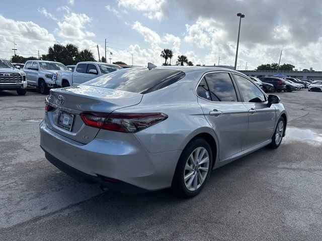 2022 Toyota Camry LE