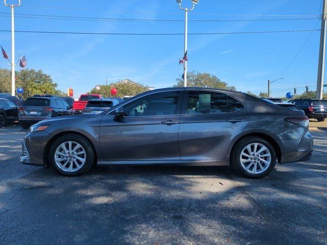 2022 Toyota Camry LE