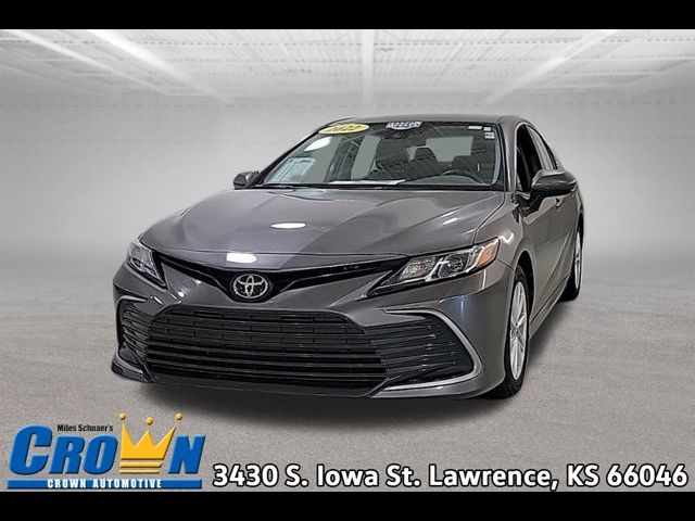 2022 Toyota Camry LE